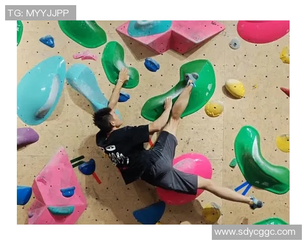 攀岩人生中的深度对话张丽探讨运动对心灵与身体的影响